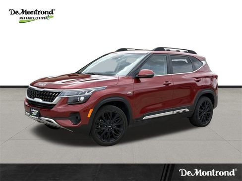 Certified 2022 Kia Seltos Nightfall Edition image 1