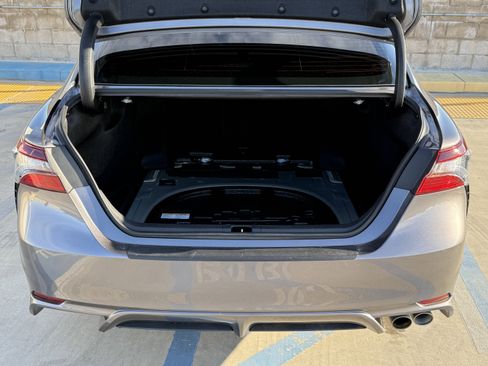 Used 2024 Toyota Camry SE image 13