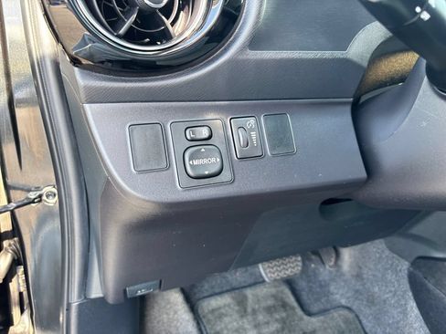 Used 2016 Toyota Prius C Persona Series FWD image 23
