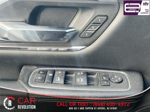 Used 2024 RAM 1500 Laramie RWD image 31
