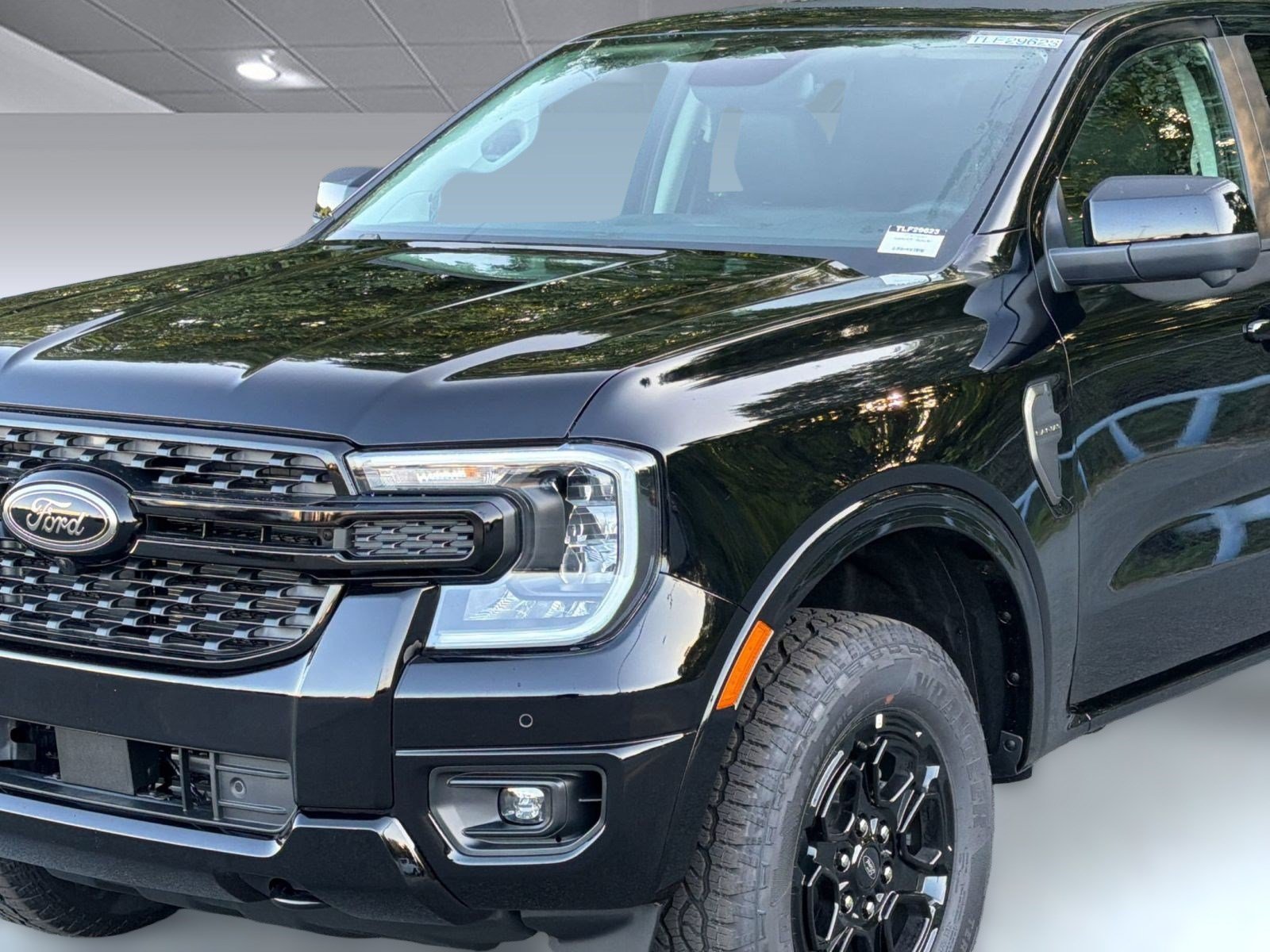 New 2026 Ford Ranger Lariat w/ FX4 Off-Road Package AWD/4WD image 25