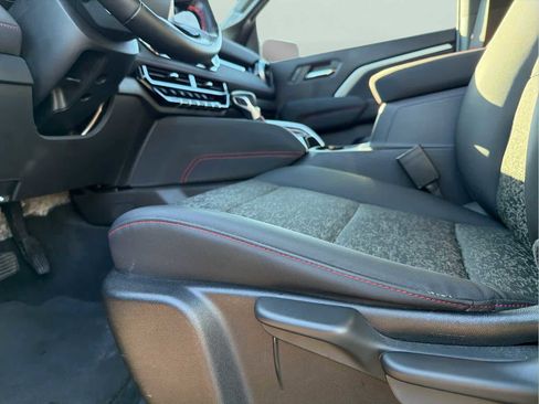 Used 2023 Chevrolet Colorado Z71 w/ Advanced Trailering Package image 18