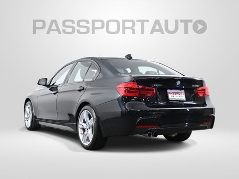 Used 2017 BMW 330i xDrive Sedan image 5
