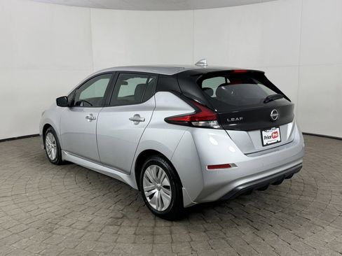 Used 2024 Nissan Leaf S image 5
