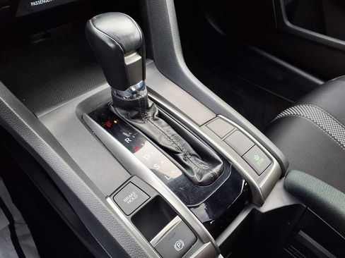 Used 2020 Honda Civic EX image 26