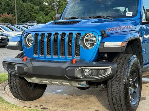 Used 2020 Jeep Gladiator Mojave AWD/4WD image 10