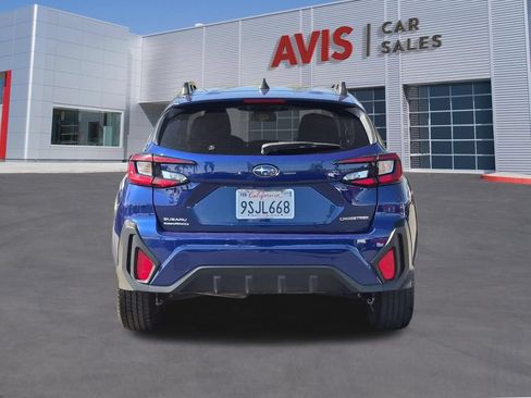 Used 2025 Subaru Crosstrek 2.5i Premium AWD/4WD image 7