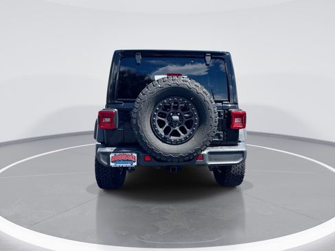 Used 2022 Jeep Wrangler Unlimited Sport AWD/4WD image 5