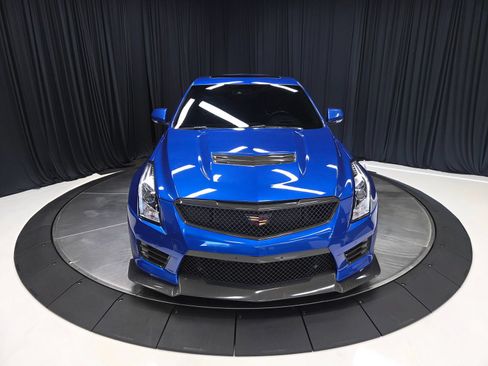 Used 2018 Cadillac ATS V w/ Luxury Package RWD image 10