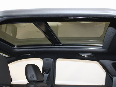 New 2025 Cadillac XT5 Premium Luxury image 8