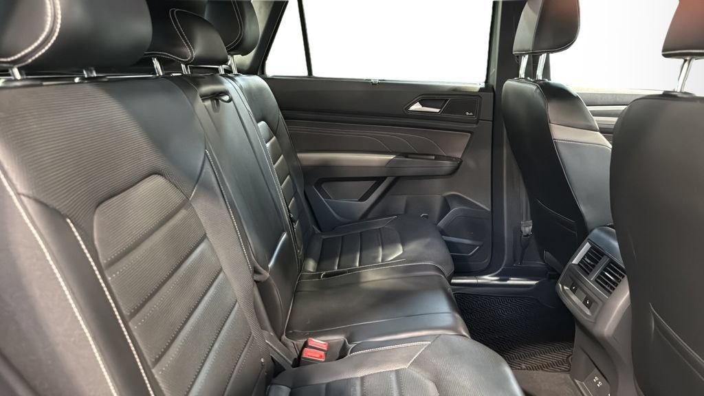 Used 2021 Volkswagen Atlas Cross Sport SEL Premium R-Line AWD/4WD image 16