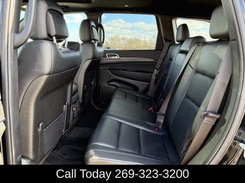 Used 2022 Jeep Grand Cherokee Limited image 4