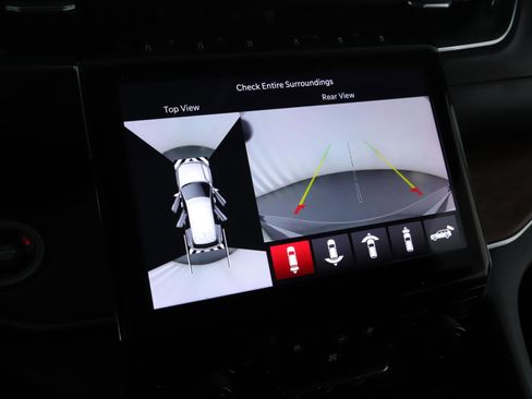 Used 2022 Jeep Grand Cherokee L Summit w/ Advanced Protech Group IV image 16