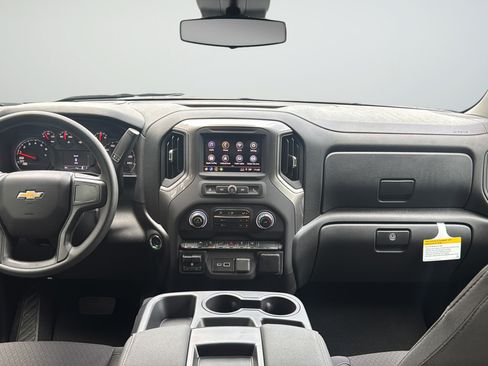 New 2026 Chevrolet Silverado 1500 Custom RWD image 9