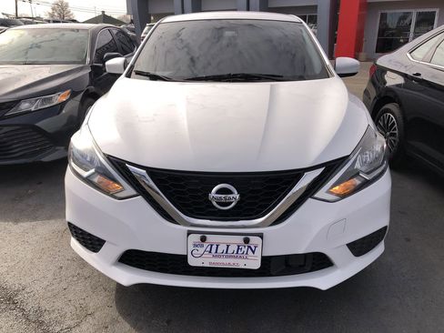 Used 2019 Nissan Sentra S image 16