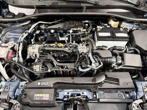 Used 2024 Toyota Corolla Cross L image 14