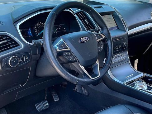 Used 2020 Ford Edge SEL w/ Convenience Package AWD/4WD image 17