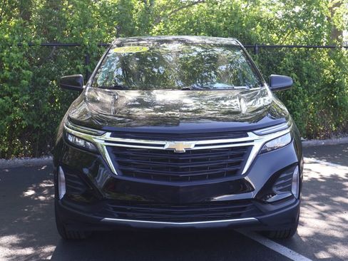 Used 2023 Chevrolet Equinox LT AWD/4WD image 2
