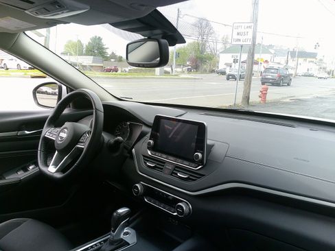 Used 2019 Nissan Altima 2.5 SV AWD/4WD image 23