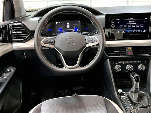 Used 2025 Volkswagen Taos S image 8