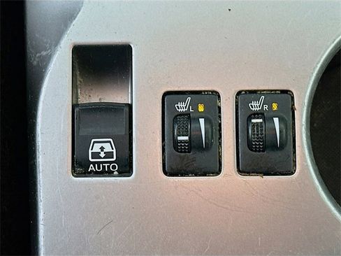 Used 2017 Toyota 4Runner SR5 Premium image 19