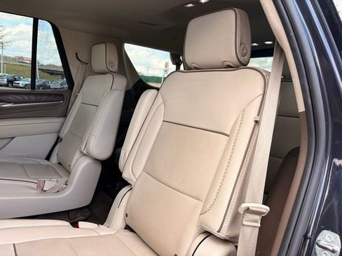 Used 2023 GMC Yukon Denali image 28