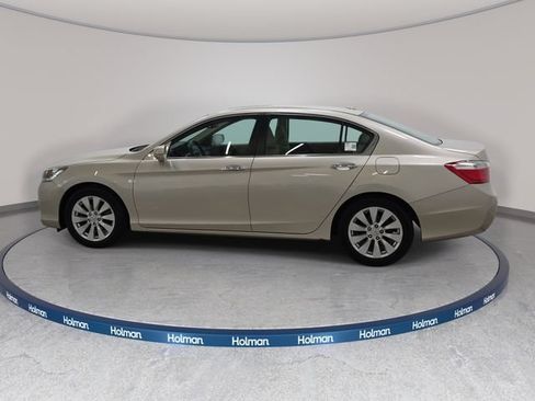 Used 2015 Honda Accord EX-L image 9
