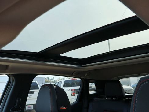 New 2026 Nissan Kicks SR w/ SR Premium Package image 9