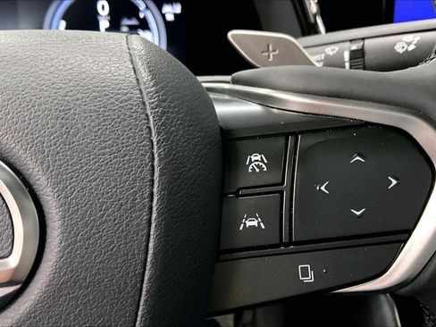 Used 2023 Lexus RZ 450e Premium w/ Technology Package AWD/4WD image 25