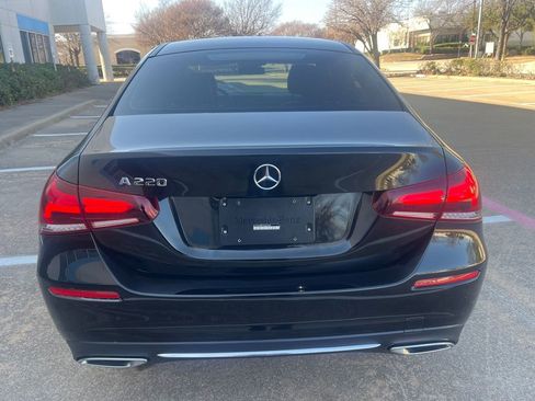 Used 2022 Mercedes-Benz A 220 image 8