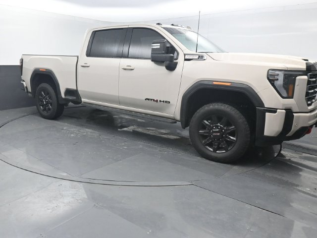 Used 2026 GMC Sierra 2500 AT4 w/ AT4 Premium Plus Package AWD/4WD image 31