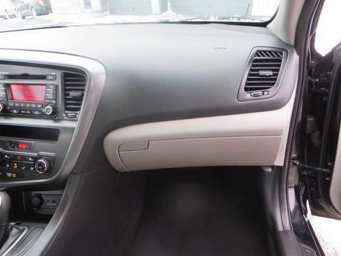 Used 2013 Kia Optima LX image 25