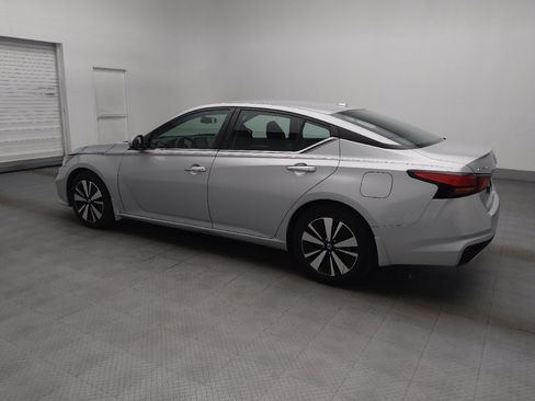 Used 2022 Nissan Altima 2.5 SV FWD image 3