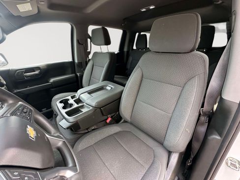 Used 2022 Chevrolet Silverado 1500 Custom w/ Safety Confidence Package AWD/4WD image 21