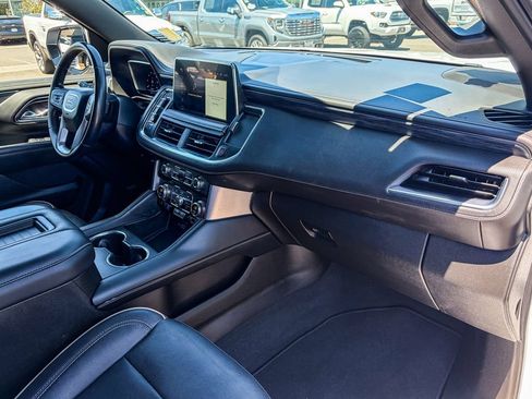 Used 2023 GMC Yukon SLT AWD/4WD image 39
