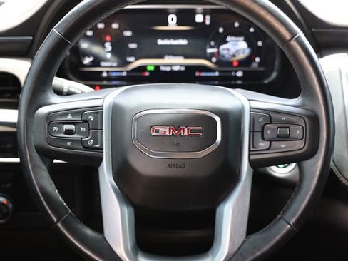 Used 2022 GMC Yukon XL SLT w/ SLT Luxury Package RWD image 15