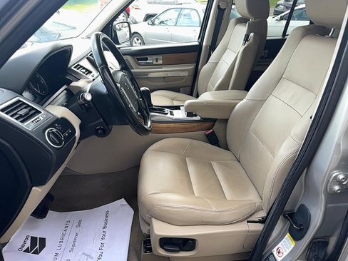 Used 2012 Land Rover Range Rover Sport HSE AWD/4WD image 5