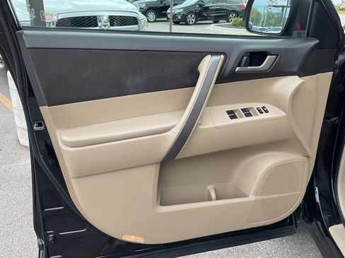 Used 2008 Toyota Highlander Sport AWD/4WD image 25