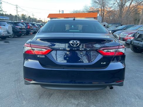 Used 2022 Toyota Camry LE image 4