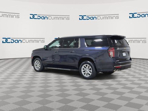 Used 2023 Chevrolet Suburban Premier AWD/4WD image 6