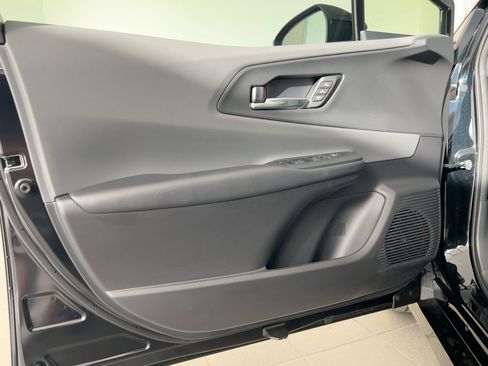 Used 2025 Toyota Prius Limited image 21