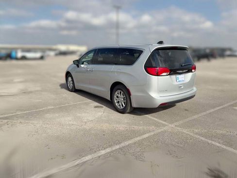 New 2026 Chrysler Voyager LX image 8