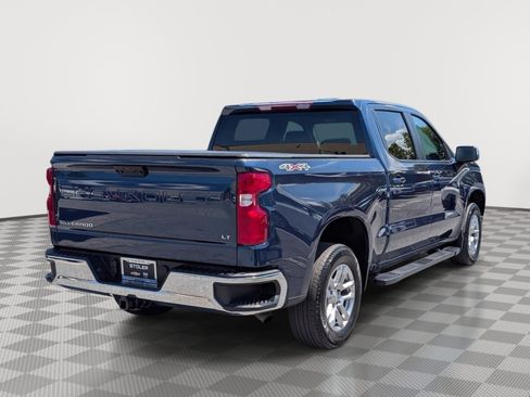 Used 2023 Chevrolet Silverado 1500 LT AWD/4WD image 5