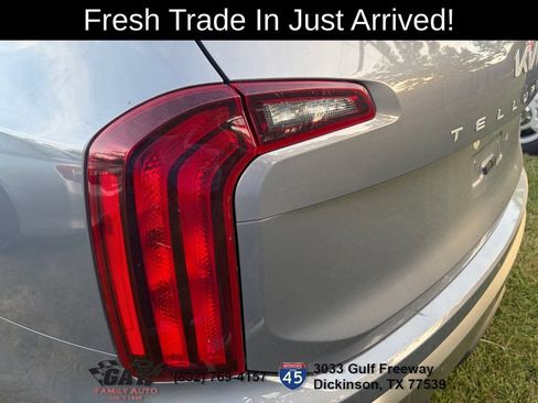 Used 2025 Kia Telluride S FWD image 10