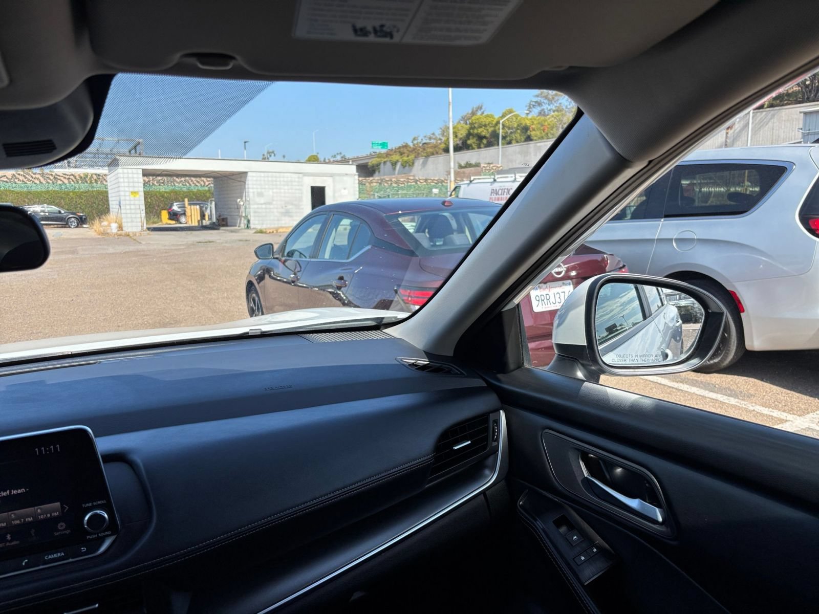 Used 2026 Nissan Rogue SV FWD image 36