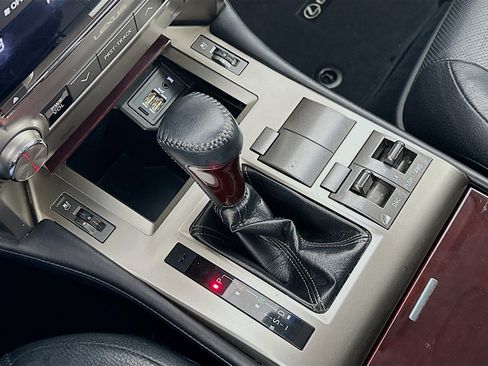 Used 2017 Lexus GX 460 Premium w/ Premium Package image 25