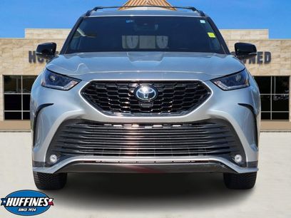 Used 2021 Toyota Highlander XSE