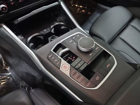 Certified 2024 BMW 430i xDrive Convertible w/ Premium Package image 22