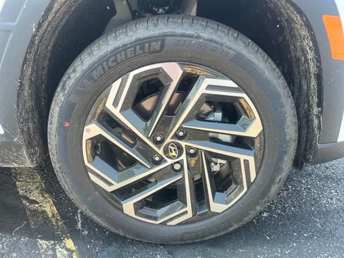 New 2025 Hyundai Tucson Limited image 11