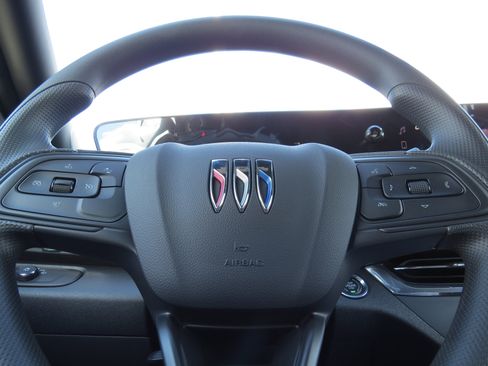 New 2026 Buick Envista Preferred image 17